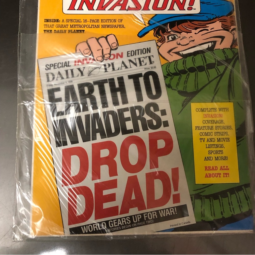 DAILY PLANET EARTH TO INVADERS: DROP DEAD NEWSPAPER DC COMICS FACTORY SEAL 1988 - Picture 5 of 11
